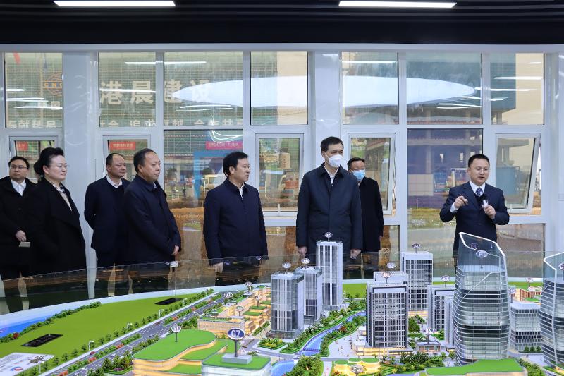 2023年2月，湖南省人民政府副省長周海兵到港晨公司岳陽自貿片區數字經濟產業綜合體建設項目調研指導工作